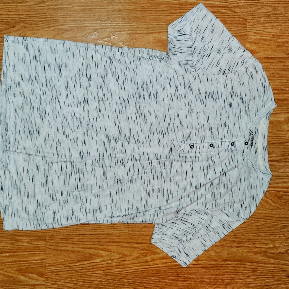 NWOT Express Men's Henley